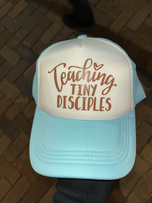 Trucker hat
